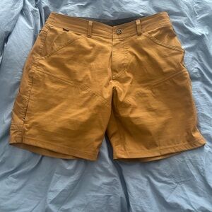 Kuhl Renegade shorts men’s size 32
